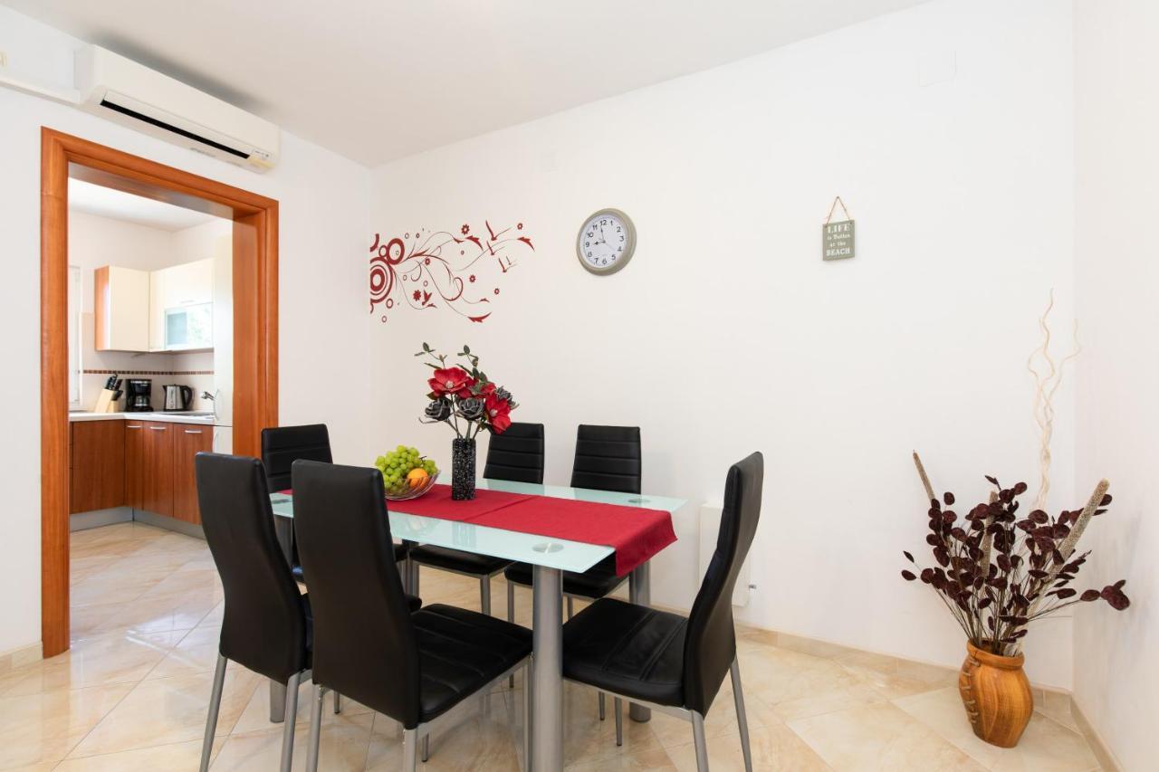 Apartman Marjeto 크르크 외부 사진