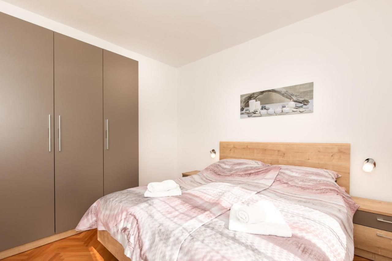 Apartman Marjeto 크르크 외부 사진