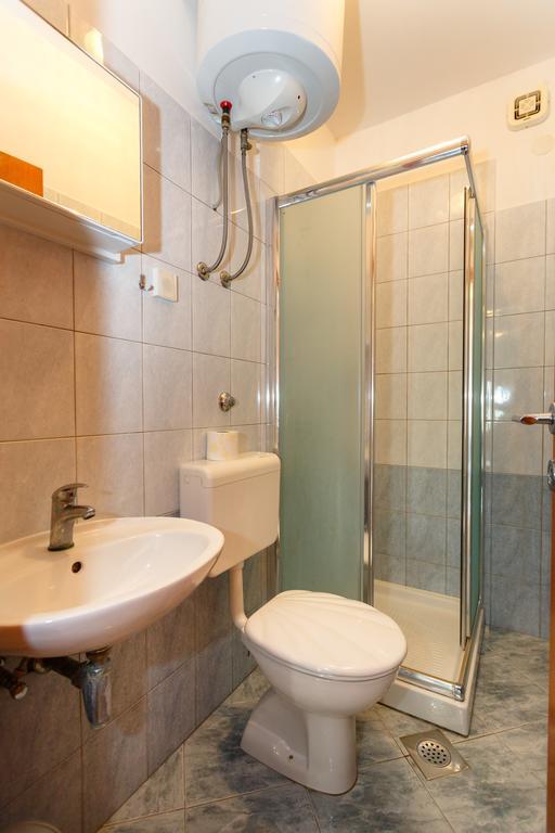 Apartman Marjeto 크르크 외부 사진